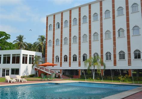 Hoteles Baez Paraíso – Hotel en Paraíso, Tabasco.